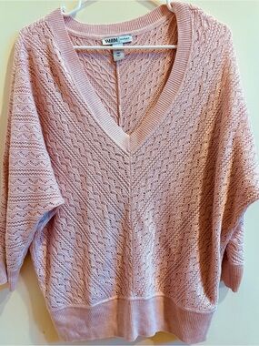 White House Black Market Blush Pink V-Neck Pointelle Sweater